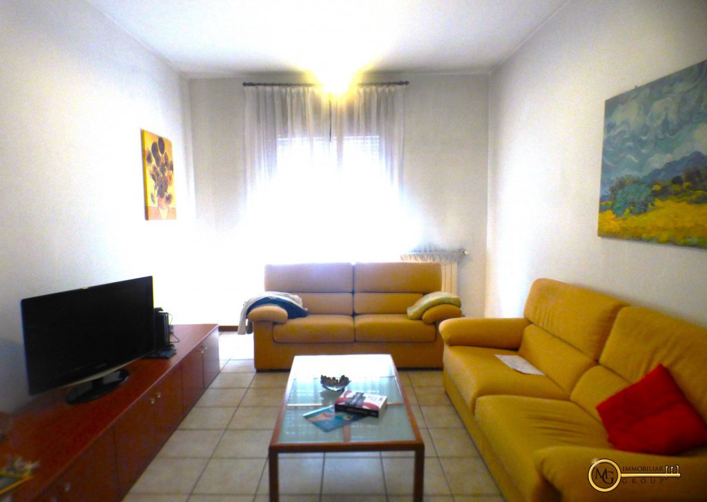 For Rent Apartments undefined - Three-room apartment Locality 
