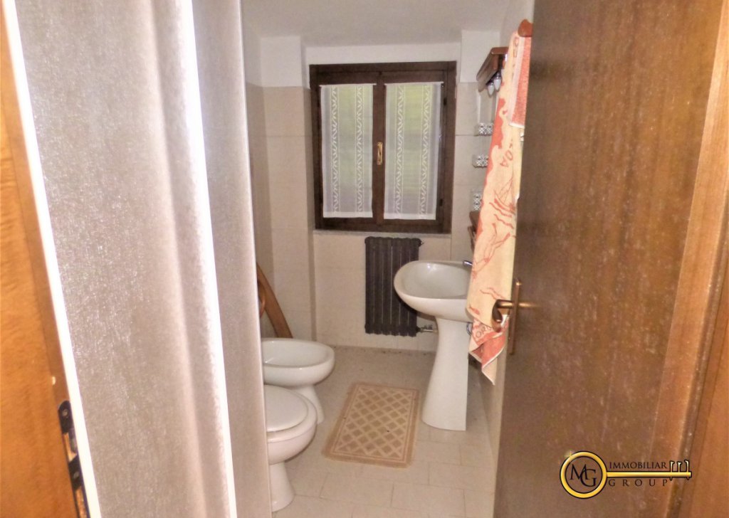 For Sale Apartments Grone - Apartment in good condition Locality 