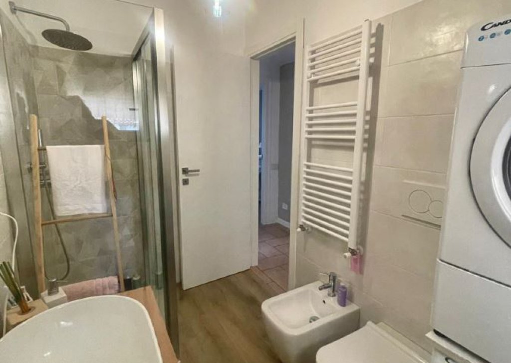 Vendita Appartamenti Melzo - Trilocale con terrazzo e box Località Melzo