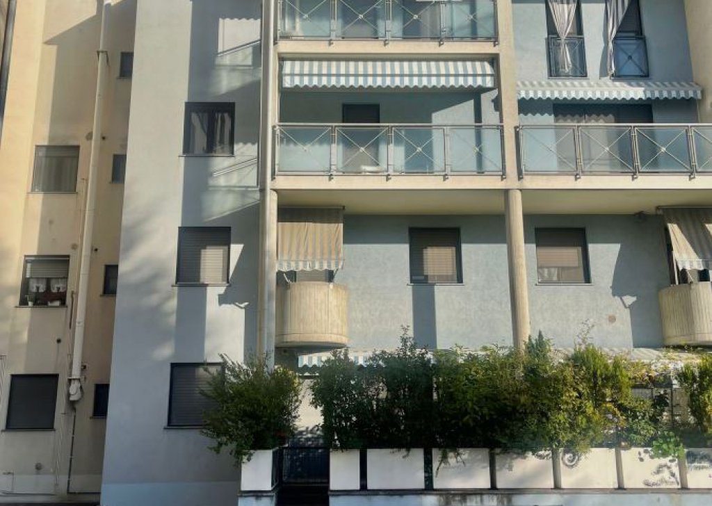 Vendita Appartamenti Melzo - Trilocale con terrazzo e box Località Melzo