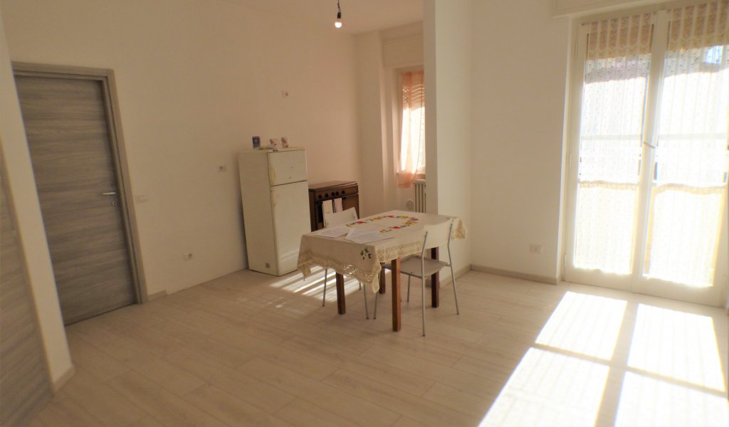 Two-room apartment completely renovated