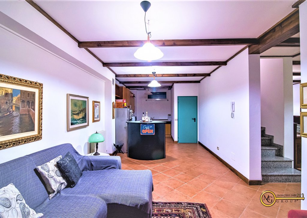 Vendita Ville Vignate - VENDUTA!!!! Località Vignate - Per info 3313082086 email: vignate@mgimmobiliaregroup.it