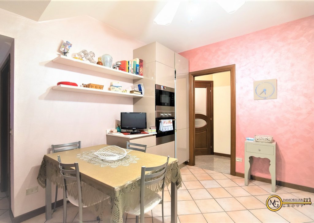 Vendita Ville Vignate - VENDUTA!!!! Località Vignate - Per info 3313082086 email: vignate@mgimmobiliaregroup.it